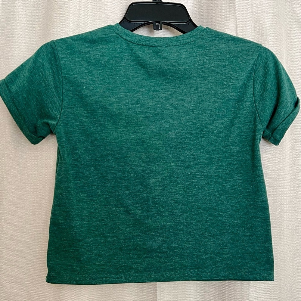 SHEIN Girls Green Leopard Heart Graphic Tee Size 6Y - Picture 2 of 3